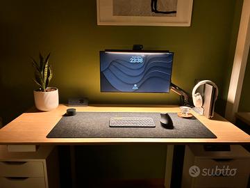 Standing desk