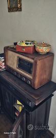 Radio d'epoca a valvole Philips modello 466