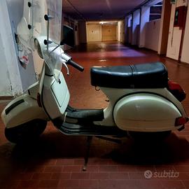 Vespa 125 Px 125 Arcobaleno anno 1983