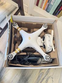 DJI Phantom 3 Professional Quadricoptero con 4K Fo