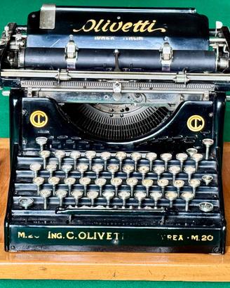 Olivetti M20 rara PRIMA SERIE 1923 con coperchio