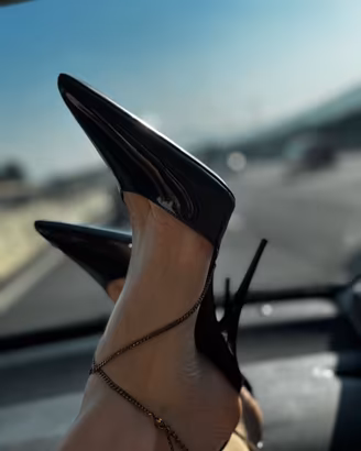 Décolleté Saint Laurent "Claw"