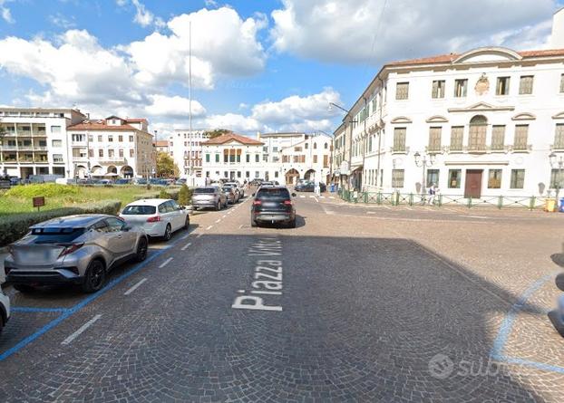 Treviso centro - stanza singola libera da subito