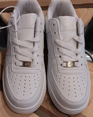 Scarpe sportive