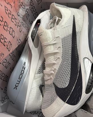 Nike zoom fly 3