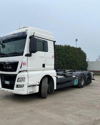MAN MAN TGX 26.500 USATO SCARRABILE 6X2