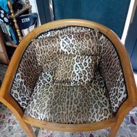 poltrana a pozzetto maculata con cuscini