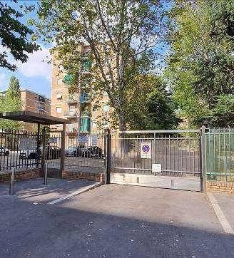 Immobile in asta di 72 m² con 3 locali a Milano