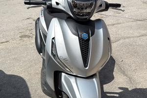 Beverly 300 hpe