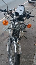 Kawasaki z 350 Anno 1979