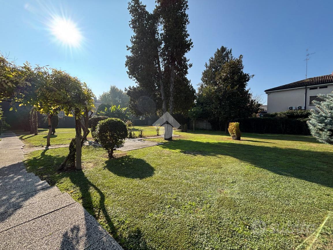 Casa – Gonzaga, Mantova - Vista 4