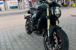 Benelli 752s 2024 IMPECCABILE CON MOLTI ACCESSORI