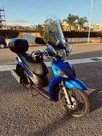 Suzuki sixteen 150