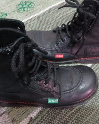 stivaletto Kickers