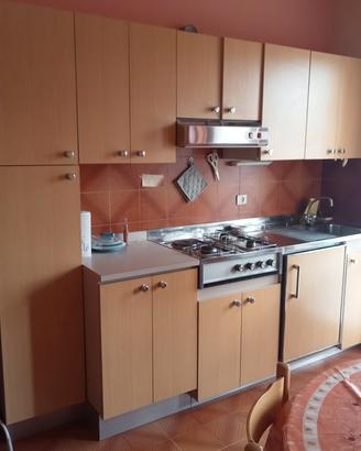 Gratis arredamento come da foto 