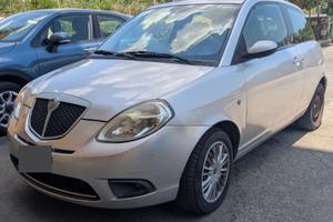 lancia ypsilon 2009