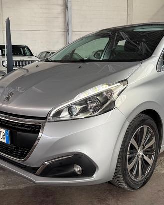Peugeot 208 BlueHDi 100 5p. GT Line ICE White