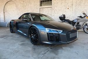 Audi R8 Spyder 5.2 FSI quattro S tronic