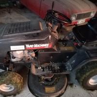 trattorino tagliaerba 