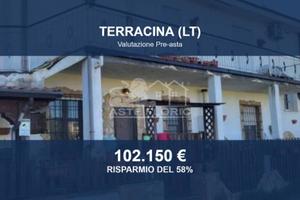 Immobile in asta di 189 m² con più di 5 locali a T