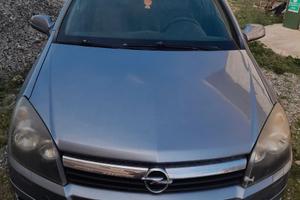 Pezzi di ricambio Opel astra h 1.7 cdti