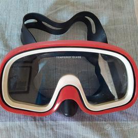 Maschera sub con boccaglio