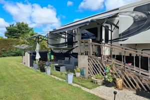 American Trailer appartamento su ruote 12,5 mt