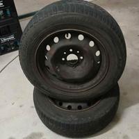 4 gomme invernali con cerchi 185/65 R15