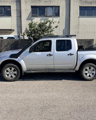 Navara D40 2.5