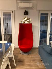 POLTRONA - ARMCHAIR TULIP ROSSA di CAPPELLINI