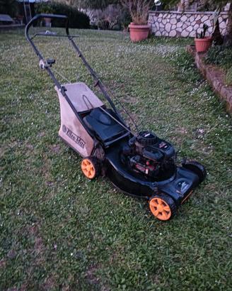 Rasaerba a scoppio 