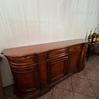 Soggiorno in legno massello