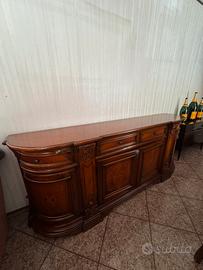 Soggiorno in legno massello