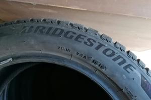 PNEUMATICI BRIDGESTONE INVERNALI 225/50 R17