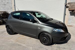 Ypsilon III 2011 1.2 8v Elefantino 69cv my14