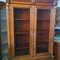 credenza vetrina in noce