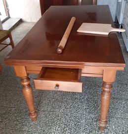 TAVOLO DA CUCINA IN LEGNO MASSELLO