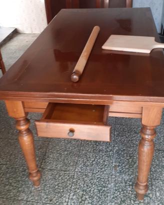 TAVOLO DA CUCINA IN LEGNO MASSELLO