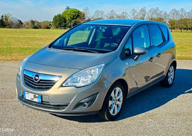 Opel Meriva OK NEOPATENTATI GPL full optional gara