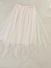 GONNA IN TULLE