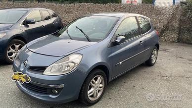 Ricambi Renault Clio III dal 2005 al 2013