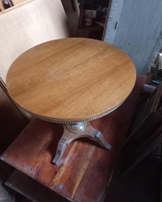 Tavolino in legno