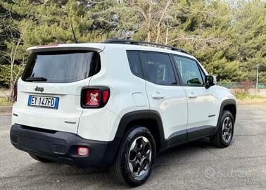 JEEP Renegade tutta revisionata - 2015