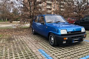 Splendida Renault R5 alpine turbo