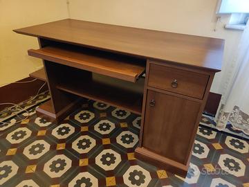 Scrivania porta computer regalasi