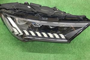 AUDI Q7 4M0 Restyling FULL LED LASER Faro Fanale D