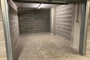 Box in comprensorio privato 