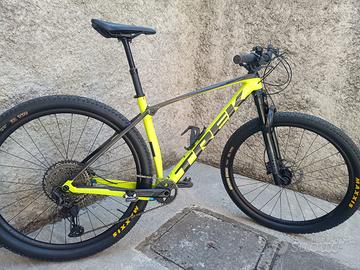 MTB  DA 29 MARCA TREK  PROCALIBER 9.6 CARBONIO
