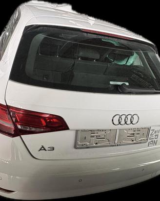 AUDI A3 COLORE BIANCO