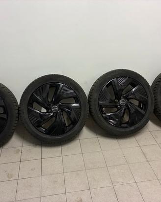 4 CERCHI + GOMME INVERNALI + TPMS - SMART #1